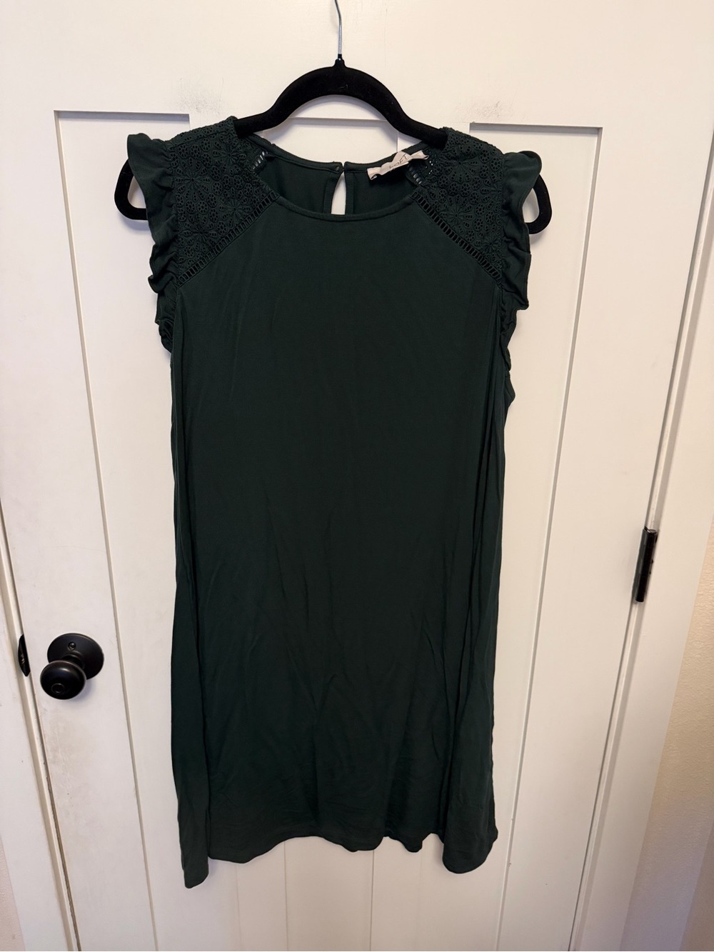 Loft Sleeveless Green Shift Dress Size Large Ruffle Eyelet Rayon Stretch